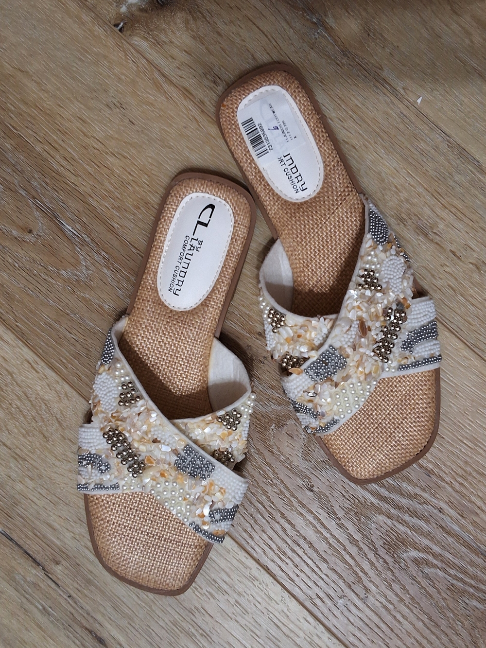 CL By Laundry NWT, Size 6, Embellished Slide Sandals